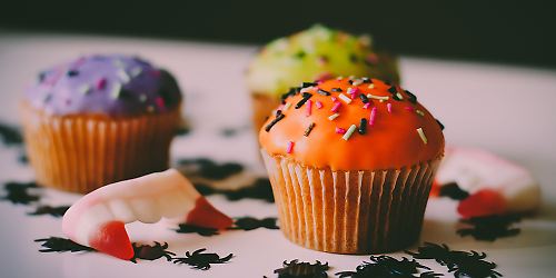 Halloween Süßigkeiten Muffins