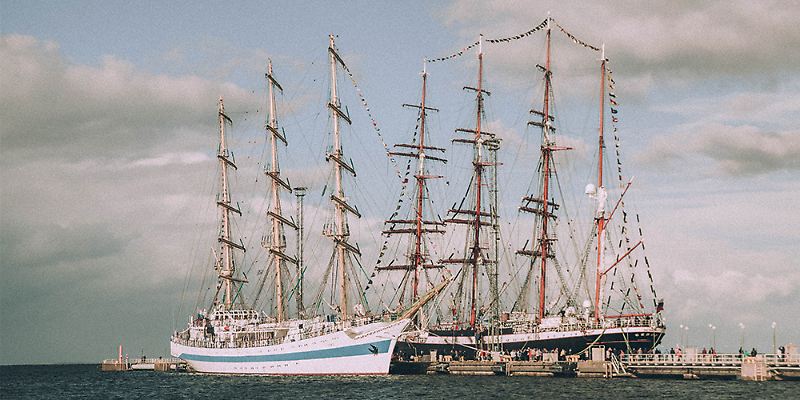 Eine Reise auf einem historischen Segelschiff