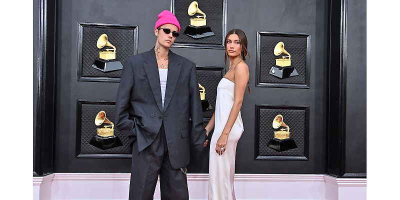 08_Justin und Hailey Bieber bei den Grammys 2022