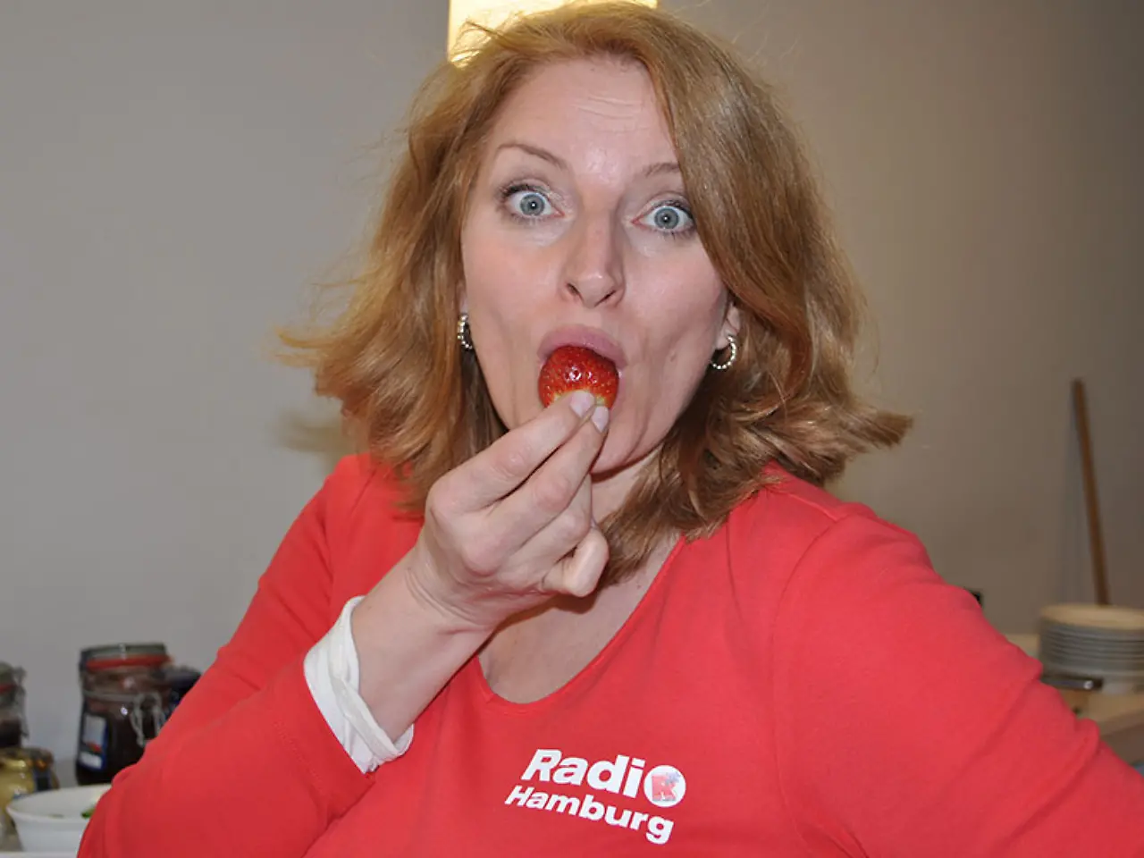 69-Birgit-Hahn-verlässt-Radio-Hamburg-Best-Of.jpg