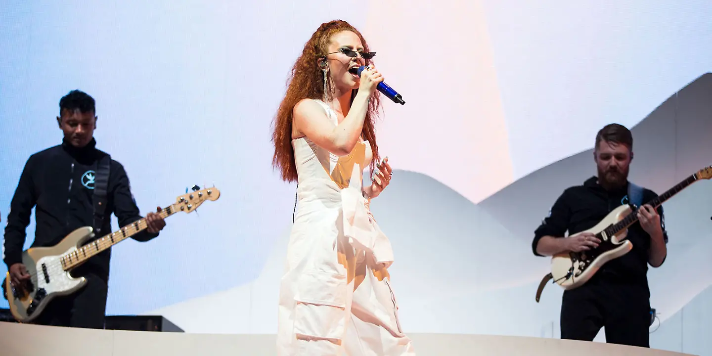 Jess Glynne