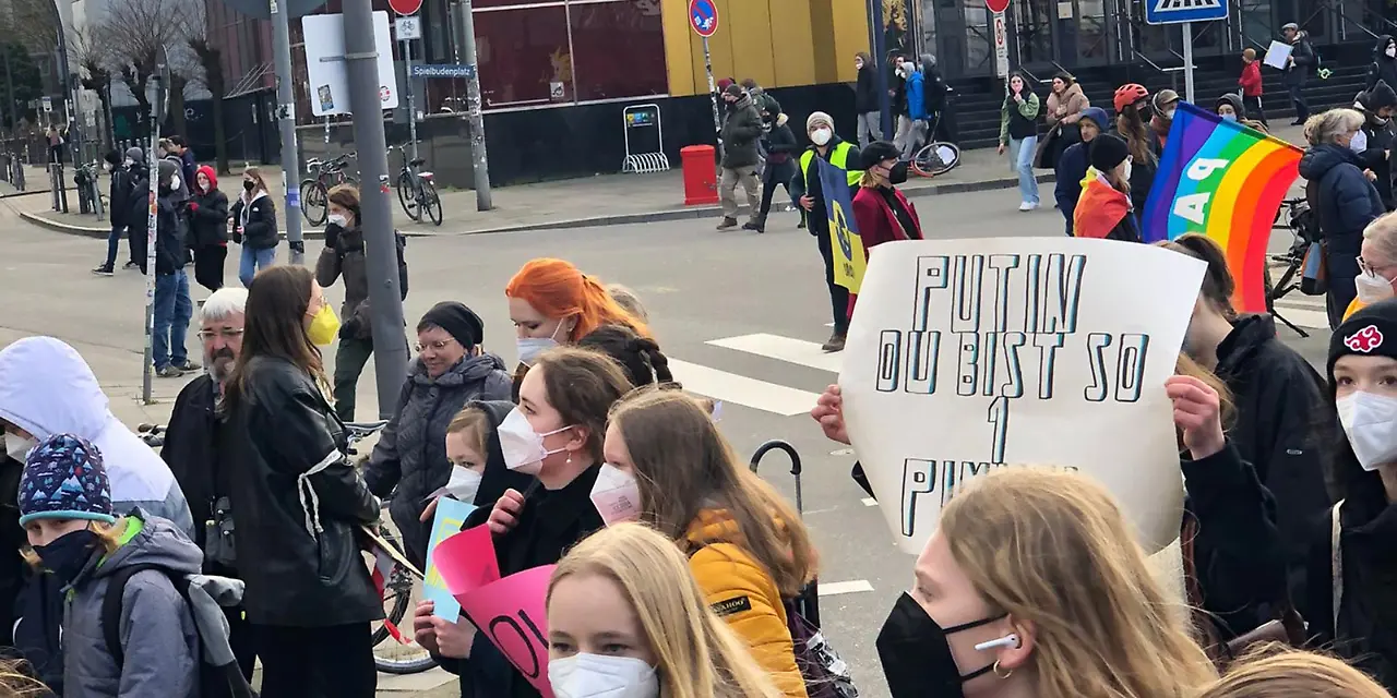 17-Demo-in-Hamburg-von-Fridays-for-Future-gegen-den-Krieg-in-der-Ukraine.jpg