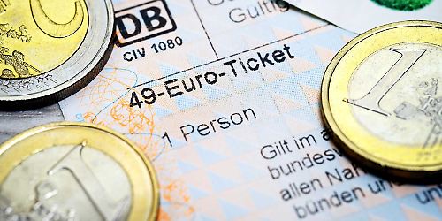 49-Euro-Ticket oder Deutschlandticket