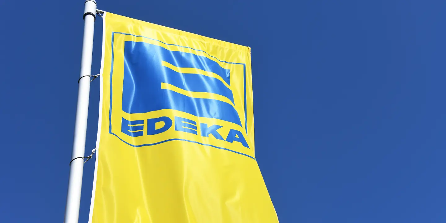 Edeka, Fahne