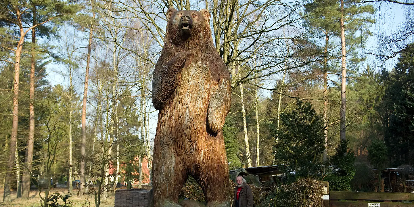 Holzskulptur Hausbruch, Stadtteil der Woche