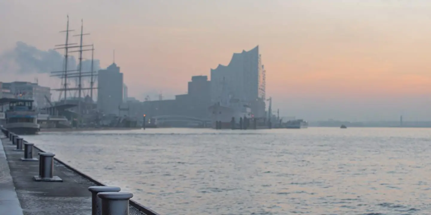 Elbphilharmonie, Hafen, Morgengrauen