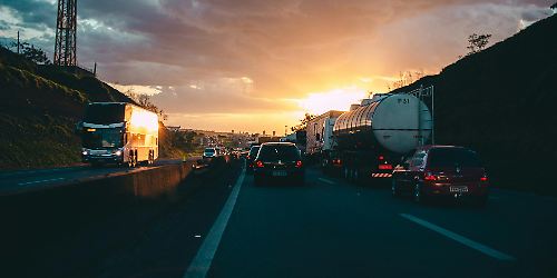 Autobahn, Straße, Verkehr