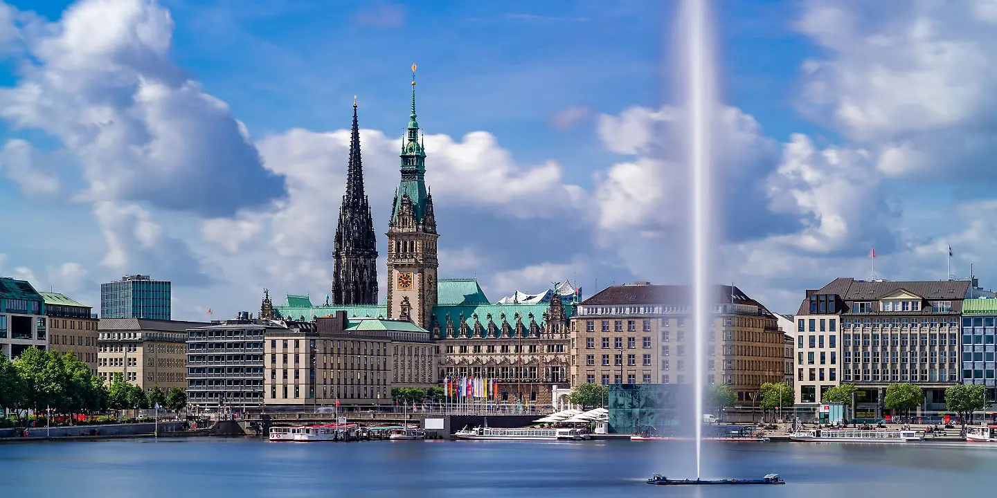 Alsterfontäne, Binnenalster, Rathaus