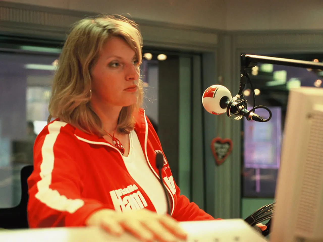 58-Birgit-Hahn-verlässt-Radio-Hamburg-Best-Of.jpg